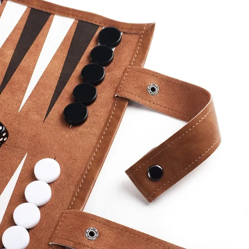 ชุดกระเป๋าเก็บแบ็คแกมมอนแบบพกพ - Board Game Vantage บทวิจารณ์และราคา