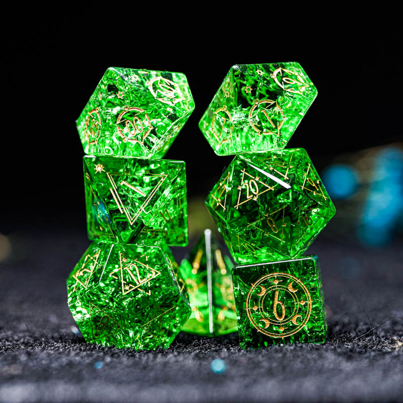 แก้วสีเขียว D & D ชุดลูกเต๋าทำ - Board Game Logo บทวิจารณ์และราคา